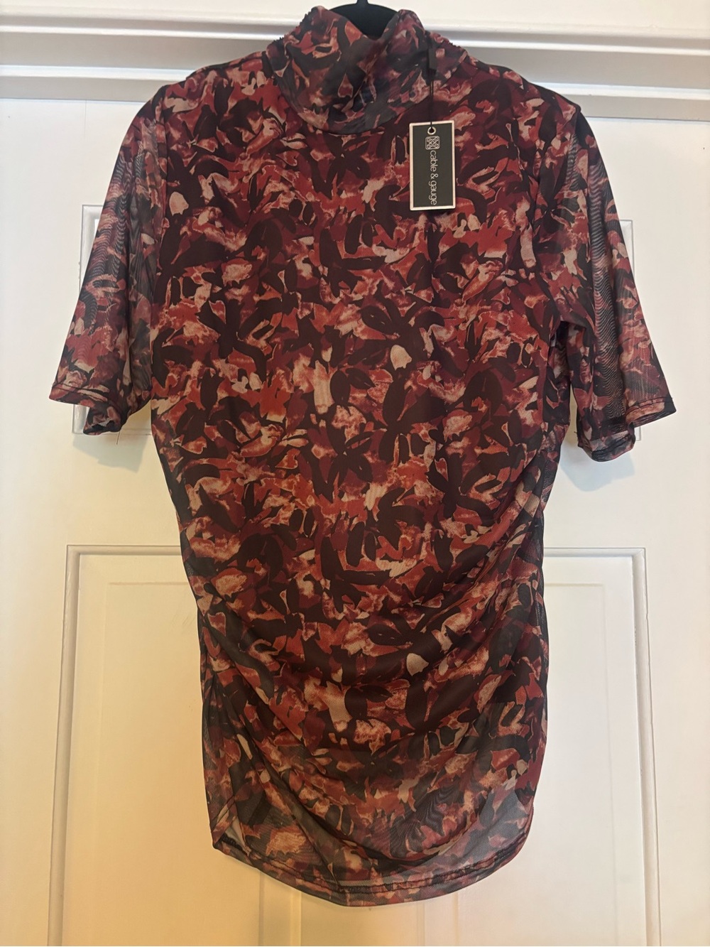 NWT Cable & Gauge Floral 3/4 Sleeve Top Medium Fall Burgundy Rust